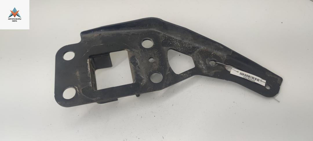 кронштейн (крепление) Audi A6 4F/C6 2006, 2.0 л., TFSI, бензин, МКПП, серый, универсал, 4F0805500B - фото №1