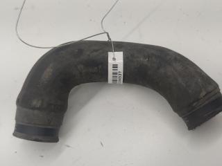 патрубок интеркулера Audi A6 4F/C6 2006, 2.0 л., TFSI, бензин, МКПП, серый, универсал, 4F0146332B