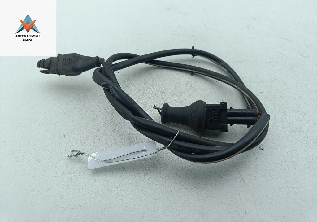 датчик температуры Volkswagen Passat B5 1999, 1.6 л., бензин, МКПП, синий, универсал - фото №1