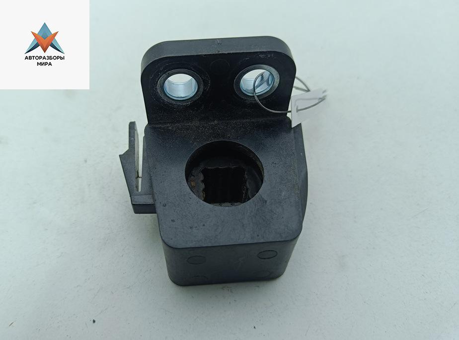 кронштейн радиатора Mazda 3 BP 2019, 2.0 л., гибрид, МКПП, чёрный, хетчбэк 5 дв. - фото №1