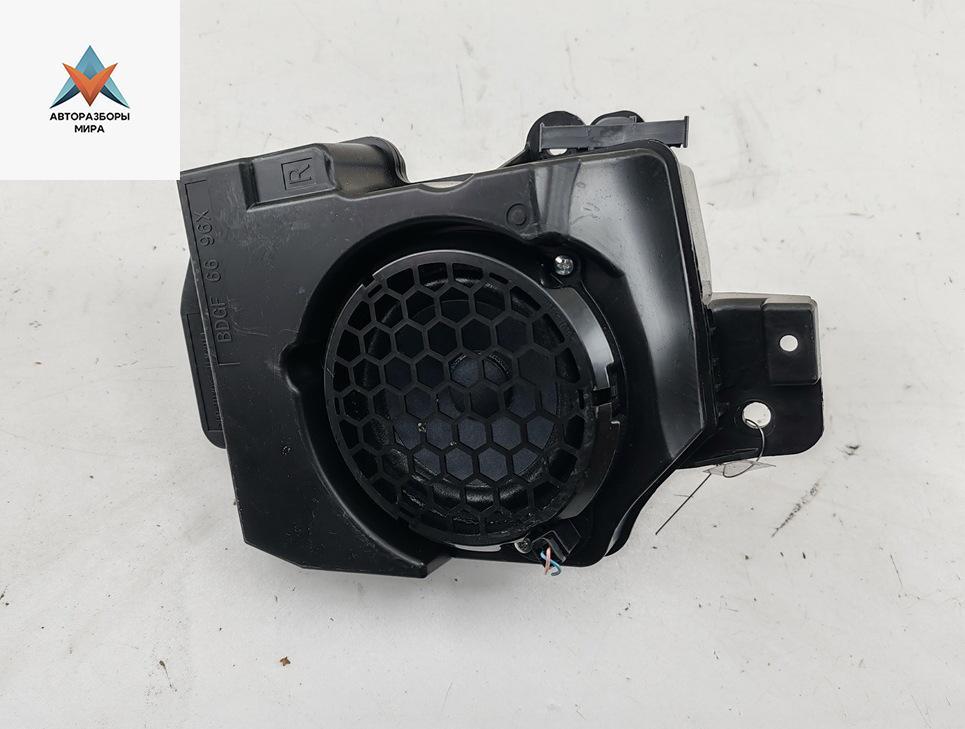 сабвуфер Mazda 3 BP 2019, 2.0 л., гибрид, МКПП, чёрный, хетчбэк 5 дв., BDGF6696X - фото №1