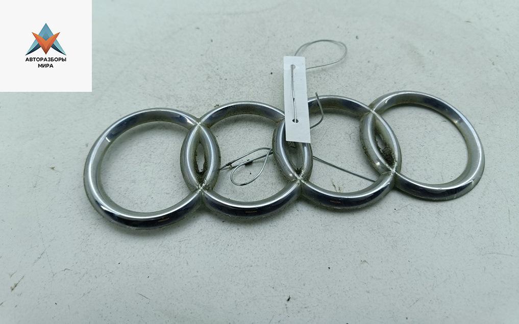 эмблема Audi A4 B5 1997, 2.8 л., бензин, АКПП, серый, седан - фото №1