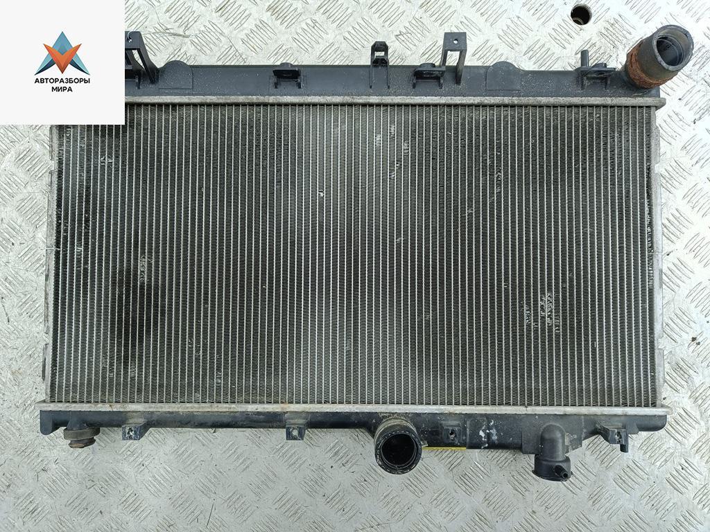 радиатор охлаждения Subaru Legacy 4 поколение 2006, 2.5 л., бензин, АКПП, зелёный, универсал - фото №1