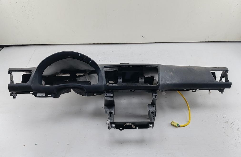 панель передняя салона (торпедо) Subaru Legacy 2006, 2.5 л., бензин, АКПП, зелёный, универсал