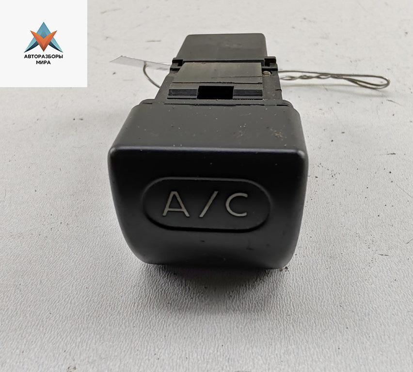 кнопка кондиционера Peugeot Expert 1 поколение 2001, 2.0 л., бензин, АКПП, белый, фургон - фото №1