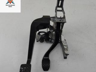 узел педальный (блок педалей) Audi A4 B7 2004, 2.0 л., бензин, МКПП, синий, седан, 8E1721117A