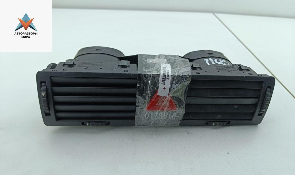 дефлектор обдува салона Skoda Octavia mk1 (A4 1U) 2006, 1.9 л., дизель, МКПП, серый, универсал, 1U0820951 - фото №1