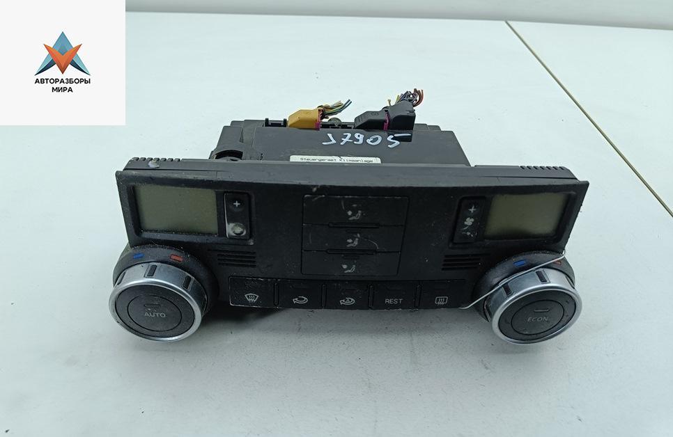 блок управления печки / климат-контроля Volkswagen Touareg 1 поколение 2003, 2.5 л., дизель, АКПП, чёрный, внедорожник 5 дв., 7L6907040D - фото №1