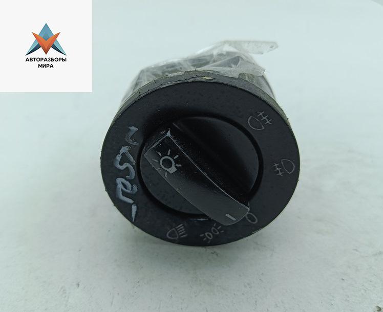 переключатель света Volkswagen Touareg 1 поколение 2003, 2.5 л., дизель, АКПП, чёрный, внедорожник 5 дв. - фото №1