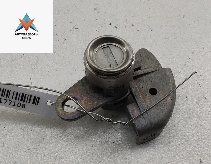 личинка дверного замка Kia Rio 2 поколение 2005, 1.6 л., бензин, МКПП, серый, хетчбэк 5 дв. - фото №1