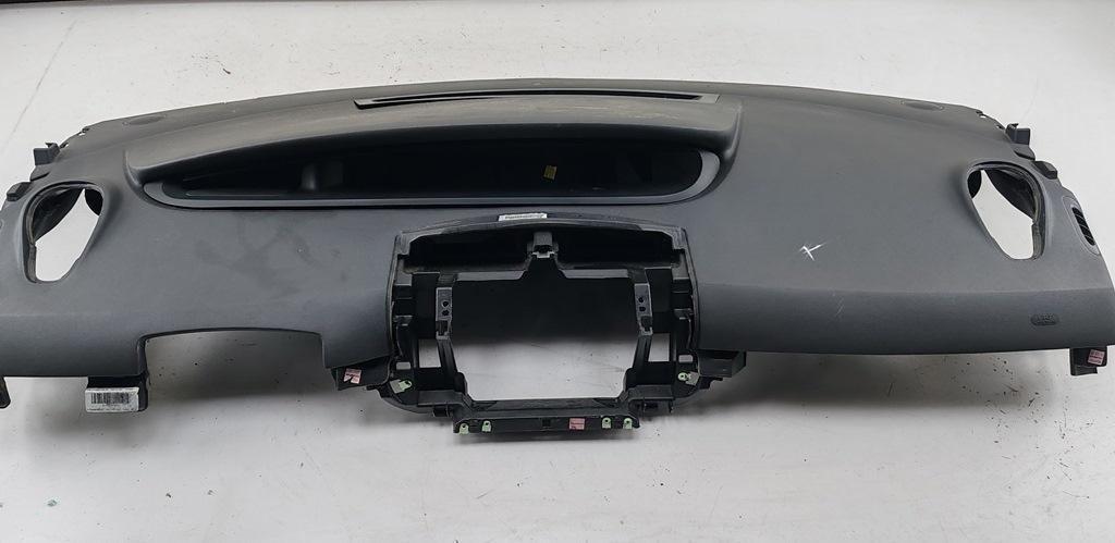 панель передняя салона (торпедо) Renault Scenic II 2005, 1.6 л., бензин, МКПП, серый, минивэн