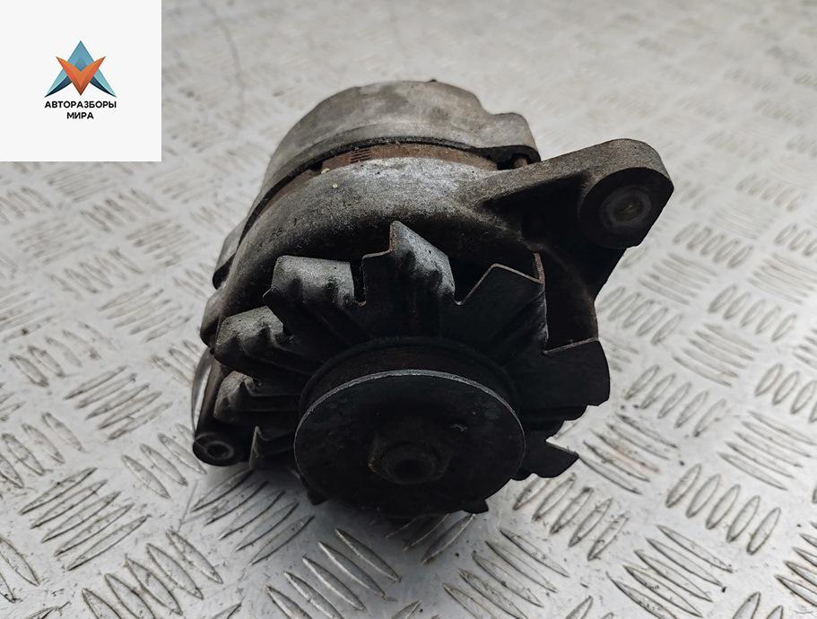 генератор Opel Vectra A 1991, 1.8 л., бензин, МКПП, красный, хетчбэк 5 дв. - фото №1