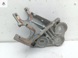 кронштейн (крепление) Citroen C5 1 поколение [рестайлинг] 2005, 2.0 л., дизель, МКПП, серый, хетчбэк 5 дв., 9639625580