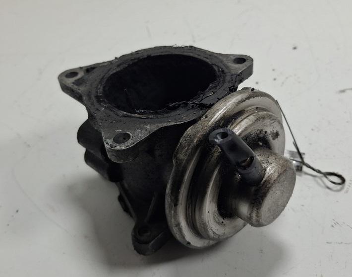 клапан EGR Volkswagen Touran 2003, 1.9 л., дизель, МКПП, серый, минивэн, 038129637D