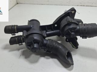 корпус термостата Volkswagen Touran 1 поколение 2003, 1.6 л., бензин, МКПП, серый, минивэн, 03C121111