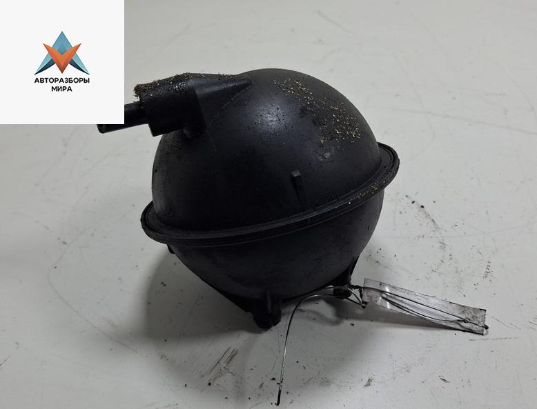 клапан вакуумного управления Volkswagen Touran 1 поколение 2003, 1.9 л., дизель, МКПП, серый, минивэн, 7M0129808 - фото №1