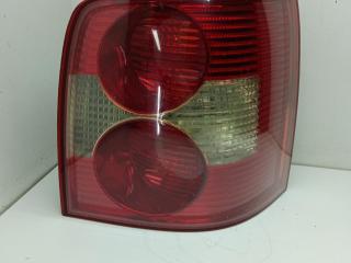 фонарь задний правый Volkswagen Passat B5 [рестайлинг] 2001, 2.0 л., бензин, МКПП, серый, универсал, 89301414