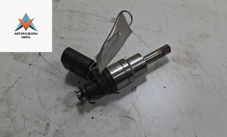 форсунка Audi A4 B6 2002, 2.0 л., бензин, МКПП, синий, универсал, 06D906036B - фото №1