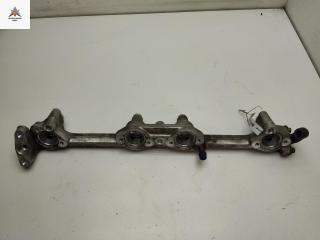 топливная рампа Ford Galaxy 1 поколение 1998, 2.0 л., бензин, МКПП, красный, минивэн, 95WF9D280BA