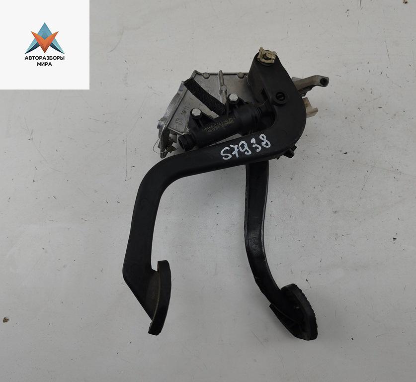 узел педальный (блок педалей) BMW 3 серия E46 1999, 2.0 л., дизель, МКПП, зелёный, седан, 1163863 - фото №1