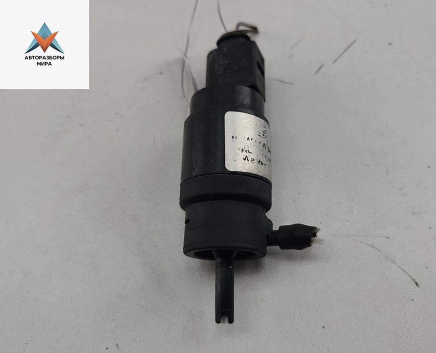 насос (моторчик) омывателя стекла Mercedes-Benz Vito-2 / Viano W639 2005, белый, микроавтобус - фото №1