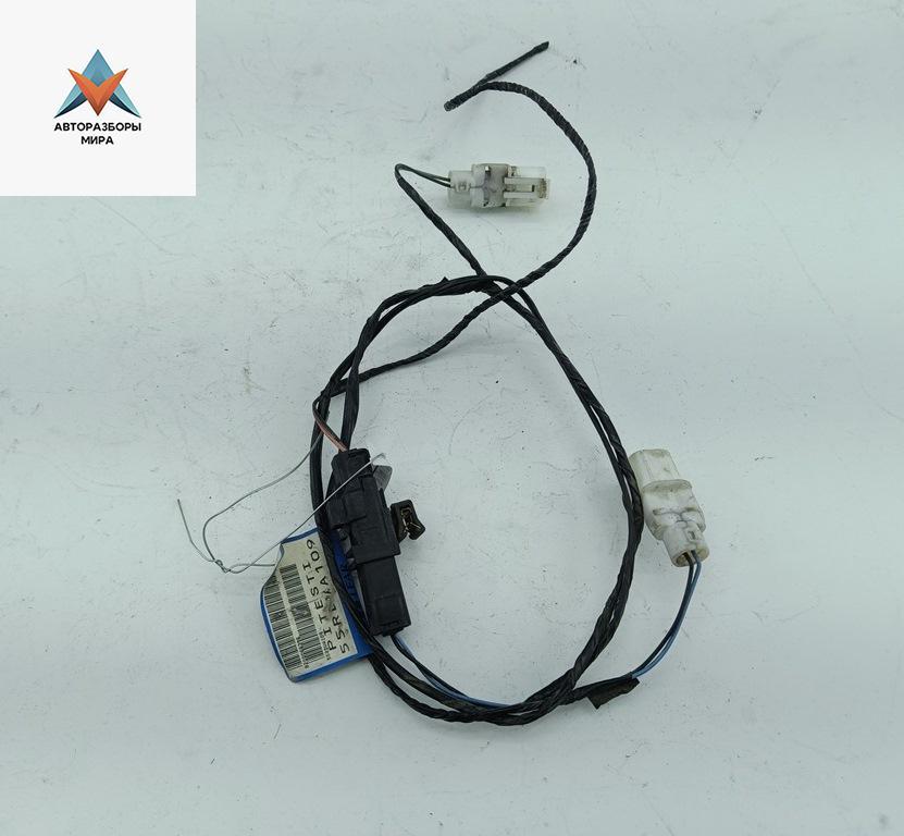 Проводка бампера заднего Renault Laguna 2 поколение 2001, 2.0 л., бензин, МКПП, красный, хетчбэк 5 дв., 8200066396 - фото №1