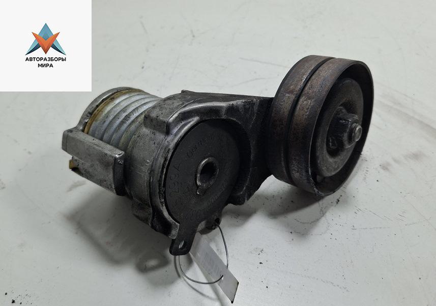 механизм натяжения ремня, цепи Volkswagen Bora 1 поколение 2000, 1.6 л., бензин, МКПП, красный, седан, 032145299A - фото №1