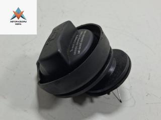 пробка маслозаливная Volkswagen Bora 1 поколение 2000, 1.6 л., бензин, МКПП, красный, седан