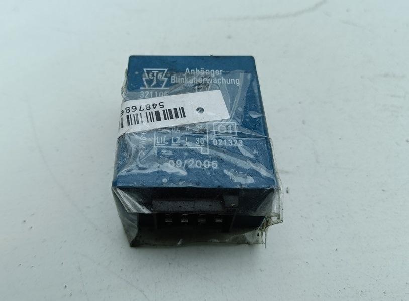 модуль подключения прицепа Ford Galaxy 2003, 1.9 л., дизель, МКПП, синий, минивэн