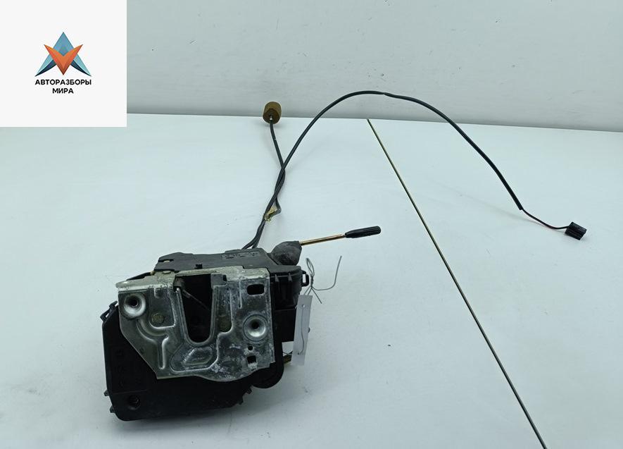 замок двери передней правой Mercedes-Benz C-Класс W203/S203/CL203 2003, 2.2 л., дизель, АКПП, чёрный, универсал, 2037200435 - фото №1