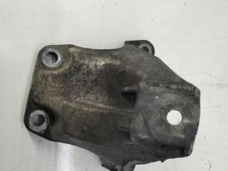 кронштейн двигателя Audi A4 B6 2002, 2.5 л., дизель, АКПП, серый, универсал, 8E0199308J