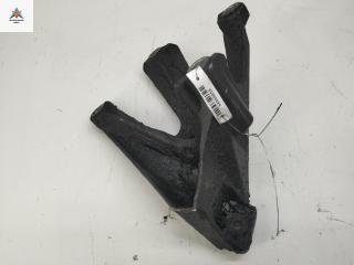 кронштейн двигателя Audi A4 B6 2002, 2.5 л., дизель, АКПП, серый, универсал, 8E0199307F