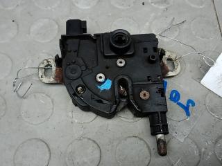 замок капота Ford Focus 3 поколение 2011, 1.6 л., бензин, МКПП, хетчбэк 5 дв.