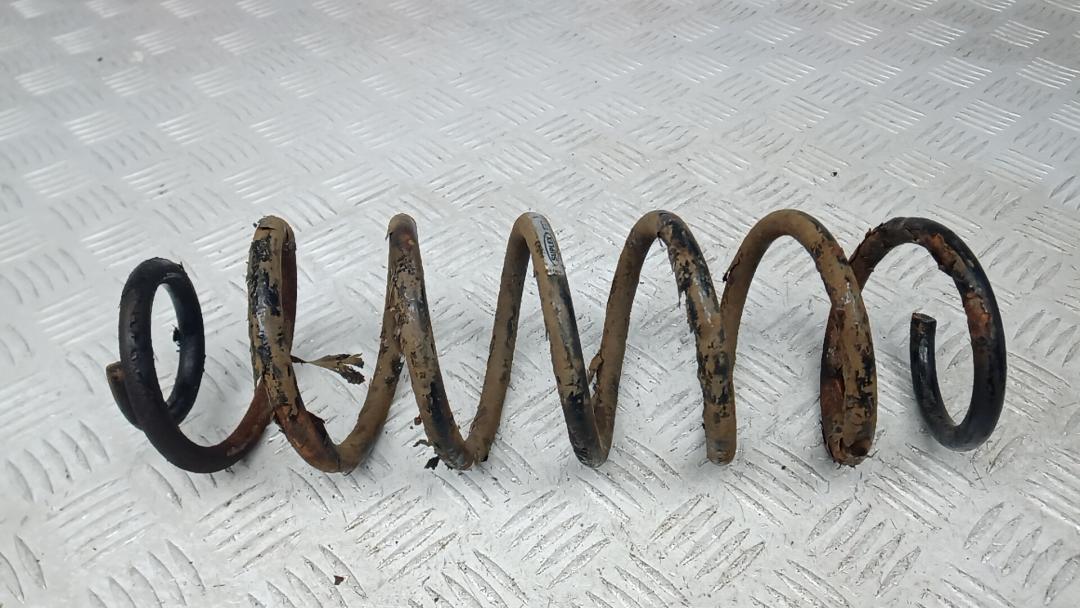 пружина задняя Renault Megane 3 поколение 2008, 1.6 л., бензин, МКПП, хетчбэк 5 дв. - фото №1