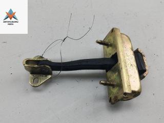 ограничитель открывания двери Chrysler Voyager 4 поколение [рестайлинг] 2004, минивэн, 04717228AC