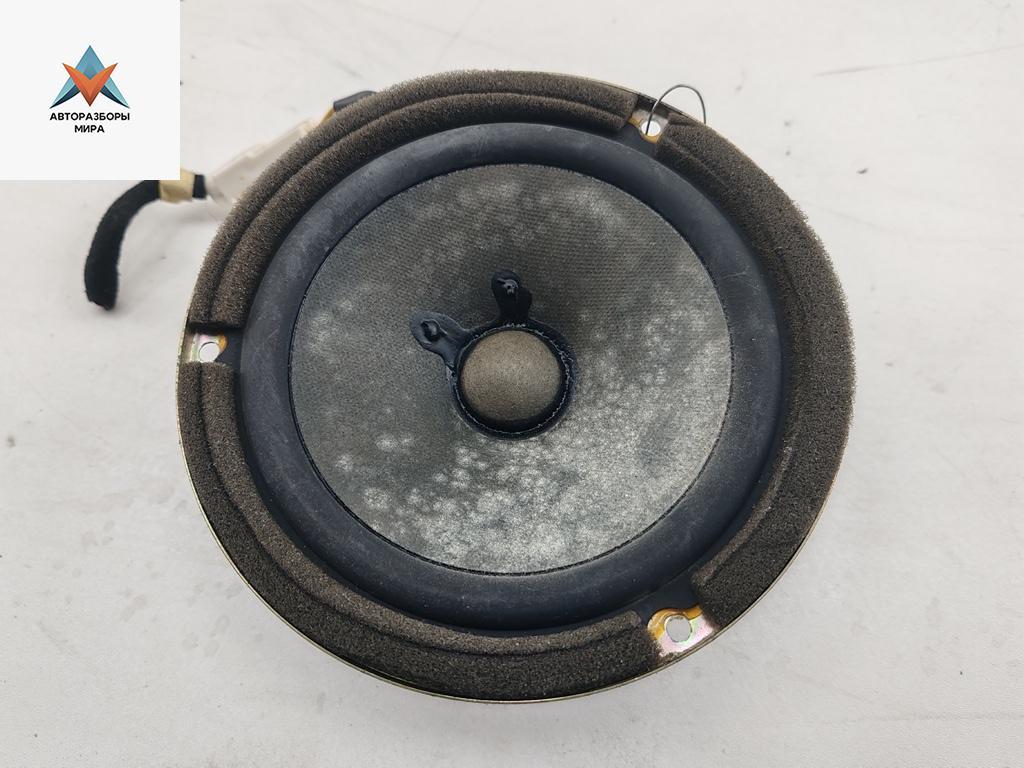 динамик двери Kia Rio 2 поколение 2005, 1.6 л., бензин, МКПП, серый, хетчбэк 5 дв., 963301G100 - фото №1