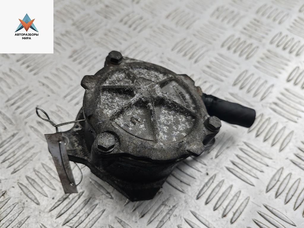 насос вакуумный BMW 3 серия E46 1999, 2.0 л., дизель, МКПП, зелёный, седан, 2249939 - фото №1