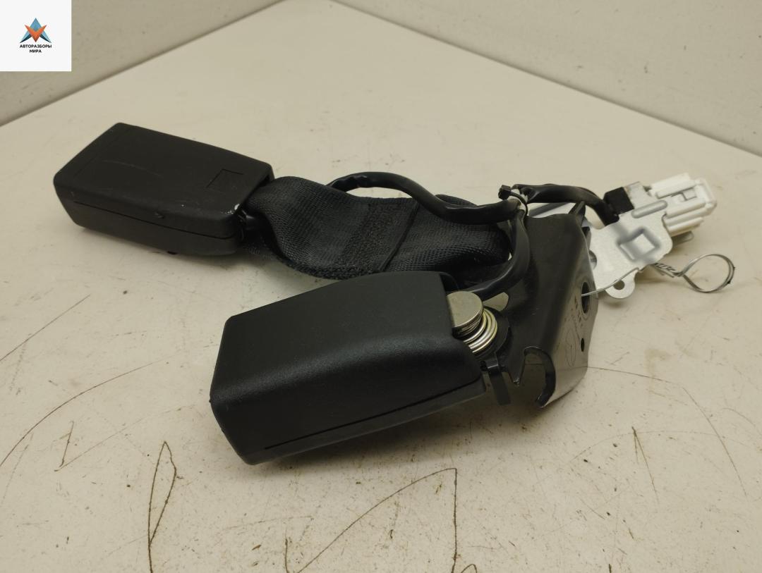 замок ремня безопасности Mazda 3 BP 2019, 2.0 л., гибрид, МКПП, чёрный, хетчбэк 5 дв., BAH150027J - фото №1