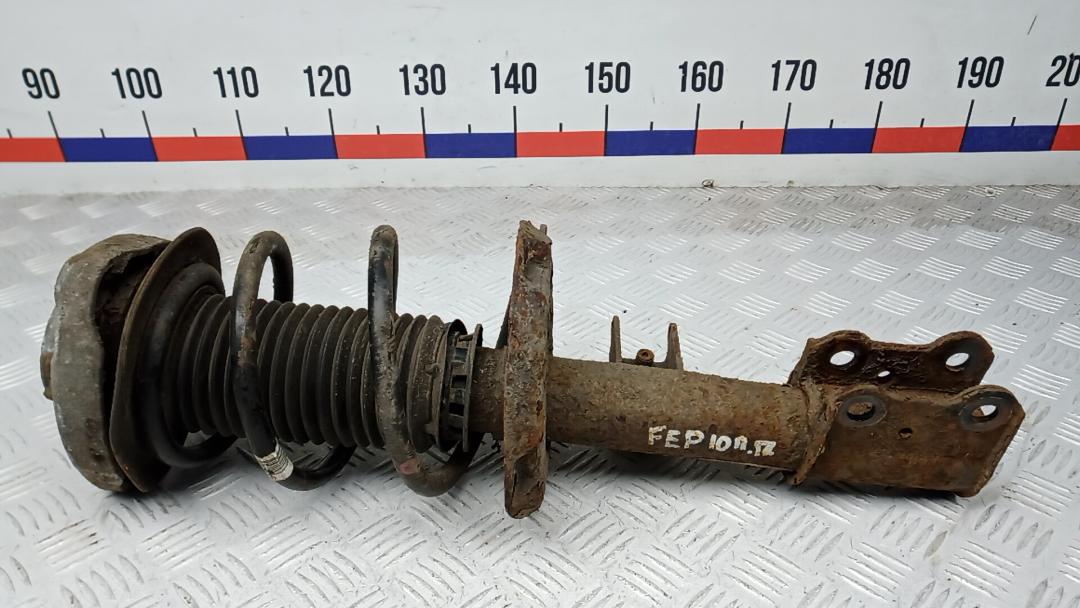 Стойка Mercedes-Benz A-Класс W176 2013, 1.5 л., D A160 CDI, дизель, МКПП, хетчбэк 5 дв. - фото №1