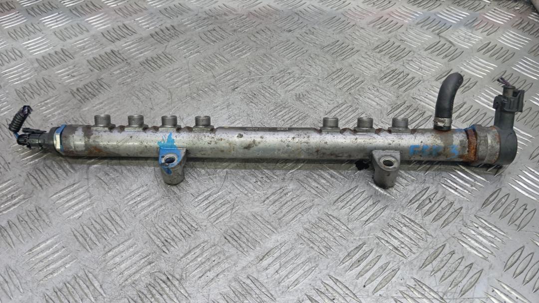 топливная рампа Volvo XC60 1 поколение 2010, 2.4 л., дизель, МКПП, внедорожник 5 дв., 0445215025 - фото №1