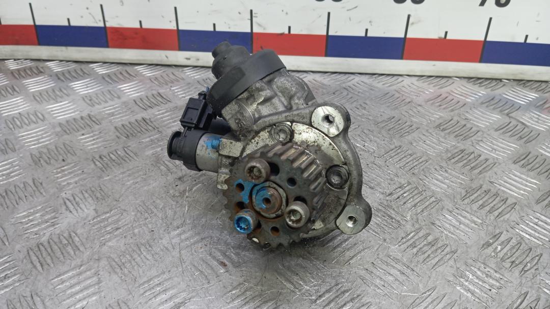 ТНВД Volkswagen Golf 6 поколение 2010, 2.0 л., TDi CR, дизель, МКПП, хетчбэк 5 дв., 0445010514, 03L130755D - фото №1