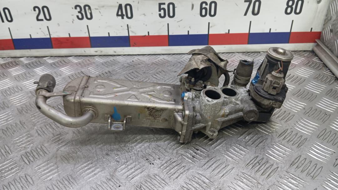 клапан EGR Volkswagen Golf 6 поколение 2010, 2.0 л., TDi CR, дизель, МКПП, хетчбэк 5 дв., BN - фото №1