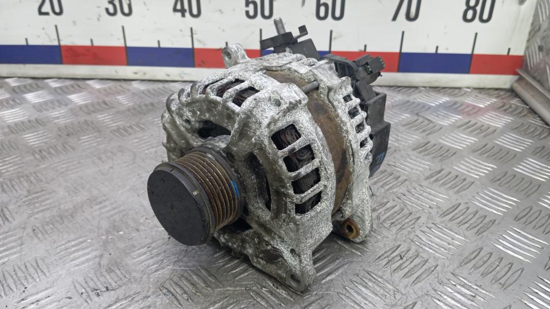 генератор Mercedes-Benz A-Класс W176 2013, 1.5 л., D A160 CDI, дизель, МКПП, хетчбэк 5 дв., A0009063822 - фото №1