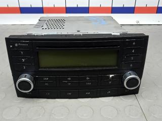 магнитола Volkswagen Touareg 1 поколение 2005, 2.5 л., дизель, АКПП, внедорожник 5 дв.