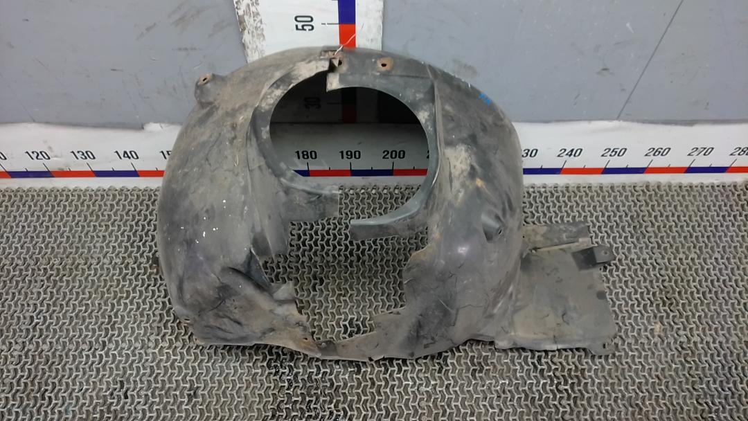 Подкрылок передний правый Mercedes-Benz C-Класс W204/S204 2006, 2.2 л., D C200 CDI, дизель, МКПП, седан - фото №1