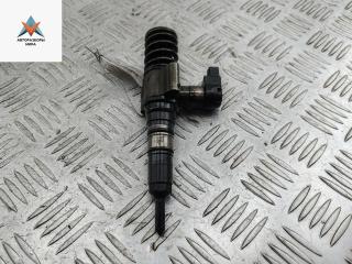 форсунка Volkswagen Passat B6 2008, 2.0 л., дизель, АКПП, чёрный, универсал, 03G130073T