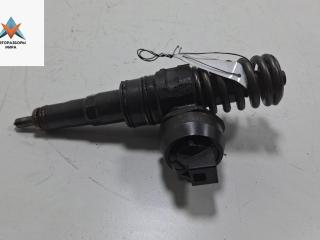 форсунка Skoda Roomster 1 поколение 2007, 1.4 л., дизель, МКПП, серый, фургон, 038130073BP