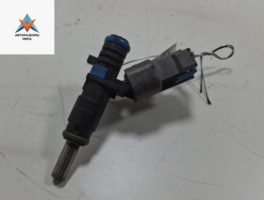 форсунка Opel Astra J 2010, 1.6 л., бензин, МКПП, синий, хетчбэк 5 дв., 55562599 - фото №1