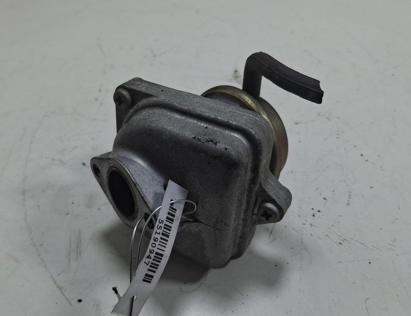 клапан EGR Mercedes-Benz C W203 2001, 2.0 л., бензин, МКПП, синий, седан, 0021405860