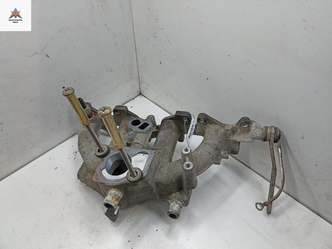 коллектор впускной Opel Vectra A 1991, 1.8 л., бензин, хетчбэк 5 дв., 90352201 - фото №1